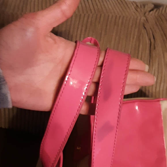 2 piece Victoria Secret travel set - Picture 6 of 6